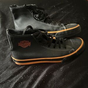 Harley-Davidson Men's Black and Orange Sneakers